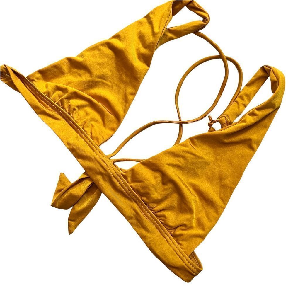 Beach Bunny Bikini Top